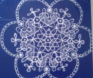 chikku kolam dots with 13-7 interlaced dots