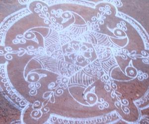 dotted kolam