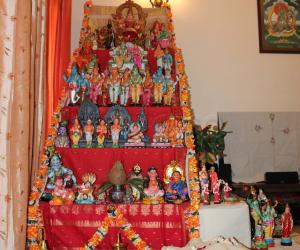 navratri kolu 2013