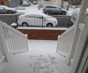 SNOW FALLING...