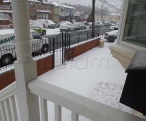 SNOW FALLING...