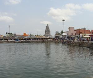 Temple tank