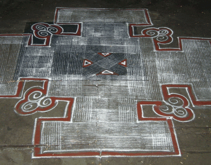Rangoli: Traditional Kolam