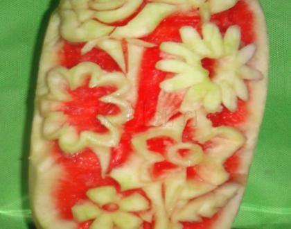 Rangoli: water melon carving 3