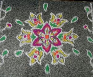 Rangoli: Dotted Kolam