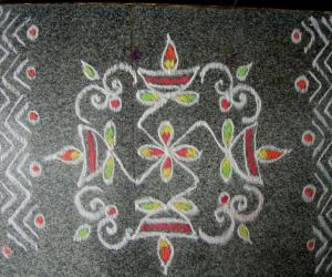 Rangoli: Dotted Kolam