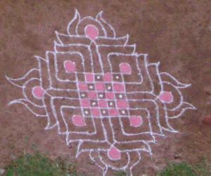 Rangoli: chess board kolam