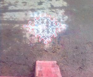 Rangoli: daily kolam