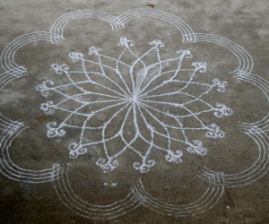 Rangoli: Kambi Kolam