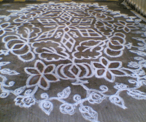 Rangoli: Pumpkins-tendrils