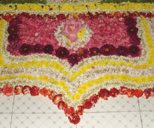 Rangoli: The edge of the rangoli