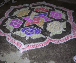 Rangoli: Roses