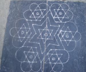 Rangoli: 21 st dec 09 kolam