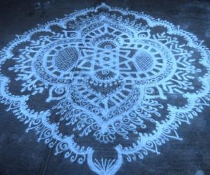 Rangoli: Oval doily