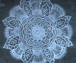 Rangoli: Arc doily
