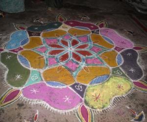 Rangoli: pongal kolam