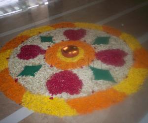 Rangoli: Flower Kolam