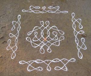 Rangoli: Dotted kolam