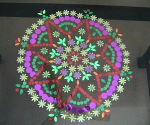 Rangoli: simple kolam