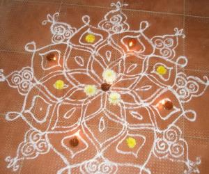 Rangoli: Free hand rangoli