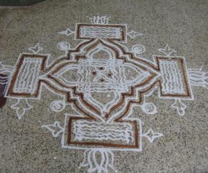 Rangoli: Manai kolam