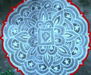 Rangoli: Kuzhal rangoli