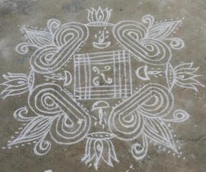 Rangoli: Padi kolam