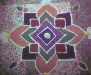 Rangoli: marghazhi kolam