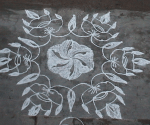 Rangoli: Deepam kolam