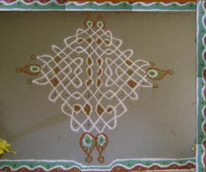 Rangoli: Aadi Velli Kolam