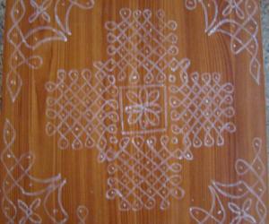 Rangoli: Chalk kolam