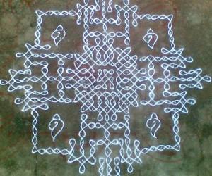 Rangoli: Sikku kolam - 34