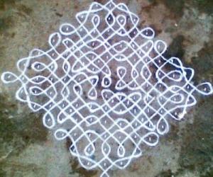 Rangoli: Sikku Kolam - 29