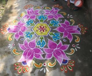 Rangoli: Lotus