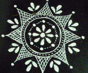 Stencil Kolam