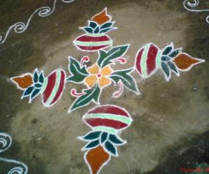 Rangoli: Kumbam