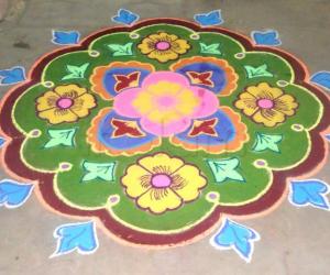 Rangoli: Margali kolam
