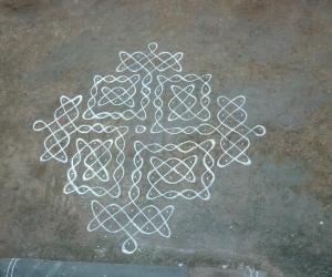Simple Sikku kolam