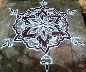 Rangoli: AADI 2ND SEVVAI KOLAM