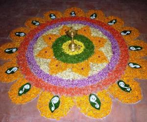 Rangoli: Onam Pookolam