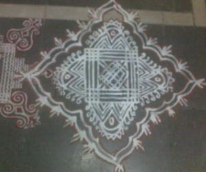 Rangoli: Aadi 1st Velli Padi Kolam