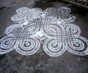 dotted kolam