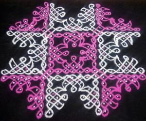 Rangoli: Simple chikku kolam