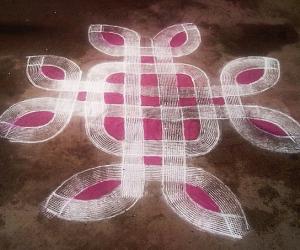 Rangoli: KUZHAL KOLAM