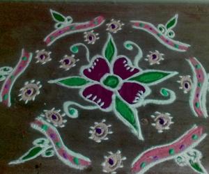 Rangoli: holi kolam 
