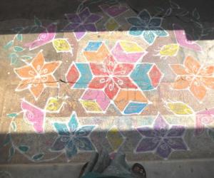 flower kolam