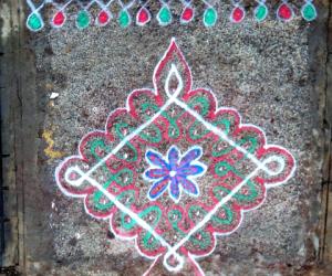 Rangoli: Independence Day Kolam