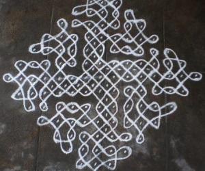 Rangoli: DOTTED KOLAM