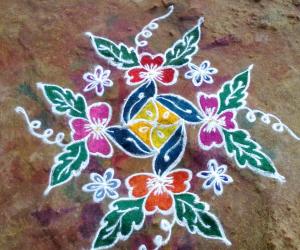 Rangoli: Dotted flower design