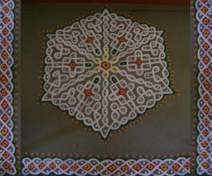Rangoli: Maakolam